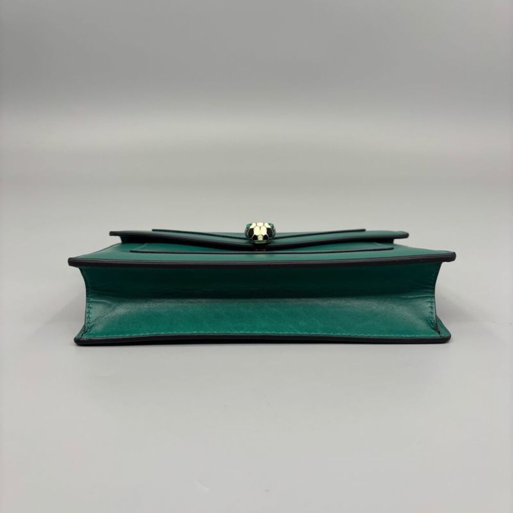 Bvlgari Women Pre-Loved Bag Very Good Condition - Picture 3 of 9